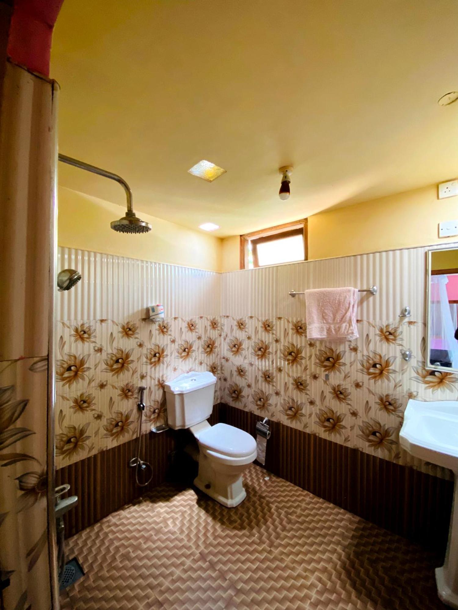 Omi Relax Inn Ella Ngoại thất bức ảnh